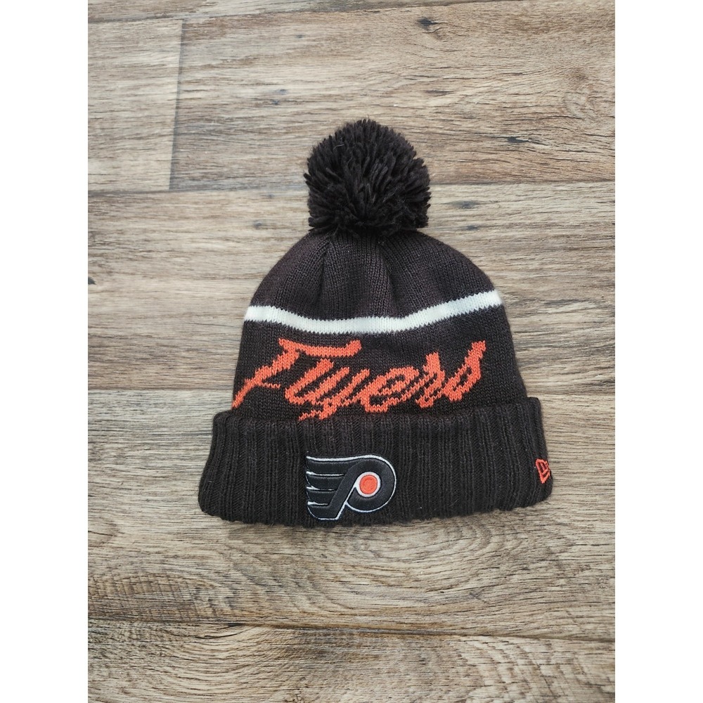 New Era NHL Women's Beanie Philadelphia Flyers Sport Knit Cuffed Pom Philly